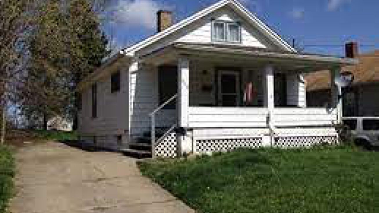 942 Cameron Ave, Youngstown, OH 44502