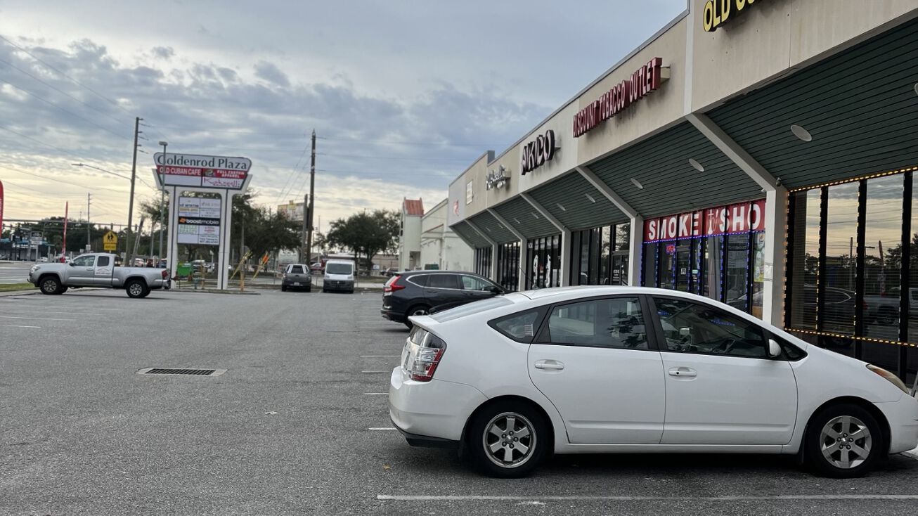 1664 N Goldenrod Rd, Orlando, FL 32807