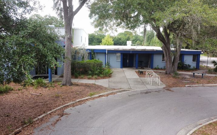 Pictures of Retail, Industrial, Mixed Use, Special Purpose property located at 1100 SE 17 Dr, Gainesville, FL 32641 for sales - image #1