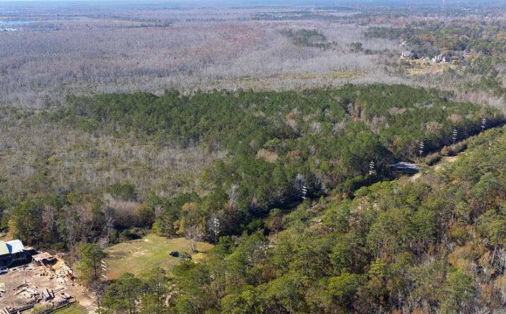 Pictures of Land property located at 501 LA-22, Madisonville, LA 70447 for sales - image #1