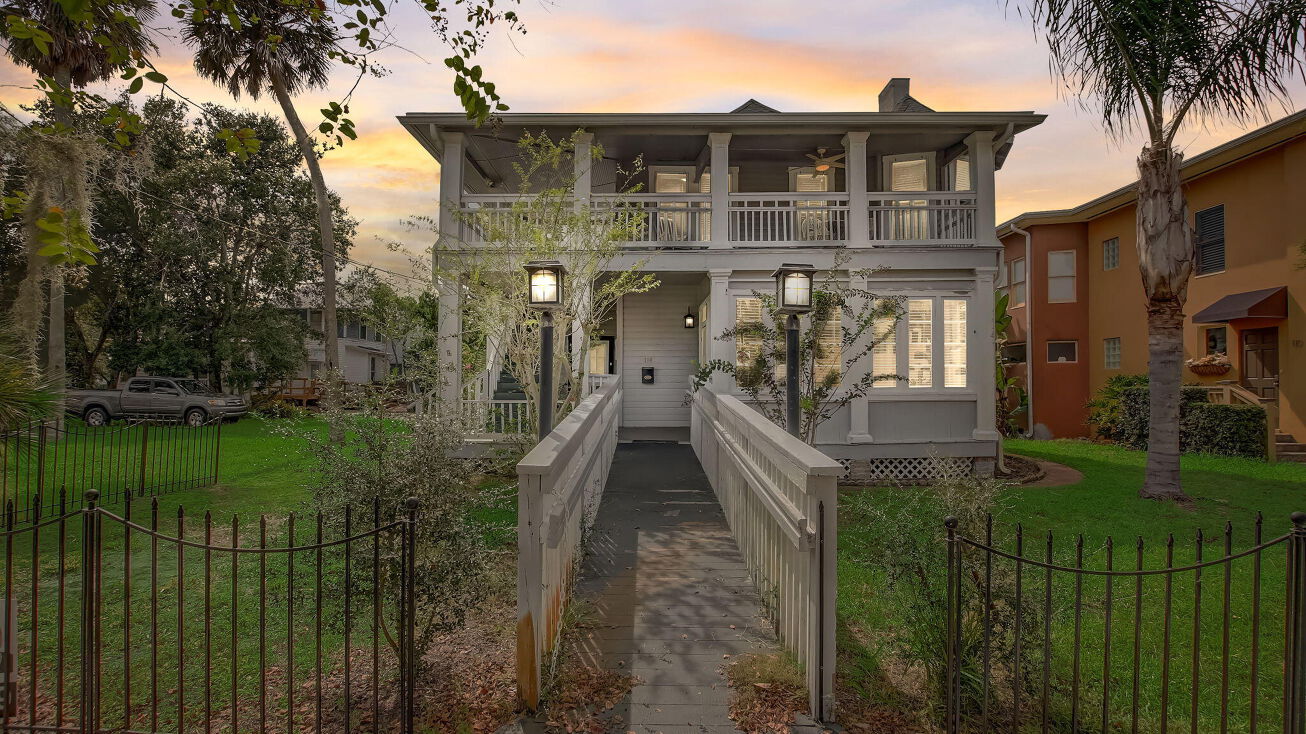 114 Live Oak Street, New Smyrna Beach, FL 32168