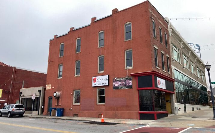 Pictures of Mixed Use, Retail property located at 222 Park Central N, Springfield, MO 65806 for sales - image #1
