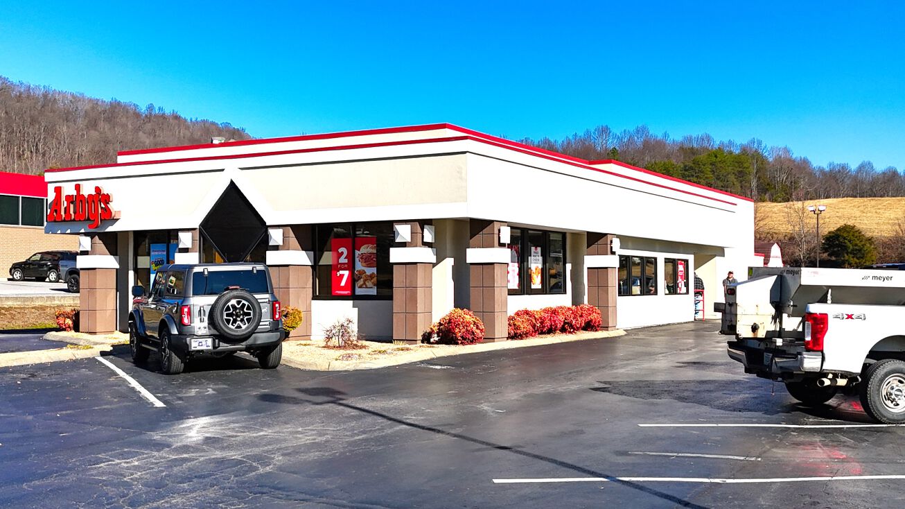 1313 TN394, Blountville, TN 37617