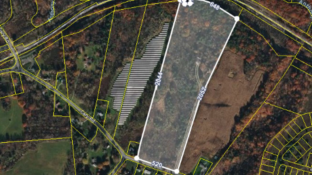 107 Staniak Rd, Mechanicville, NY 12118