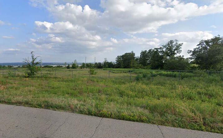 Pictures of Land property located at 3900 Cliff Dr, Fort Smith, AR 72903 for sales - image #1