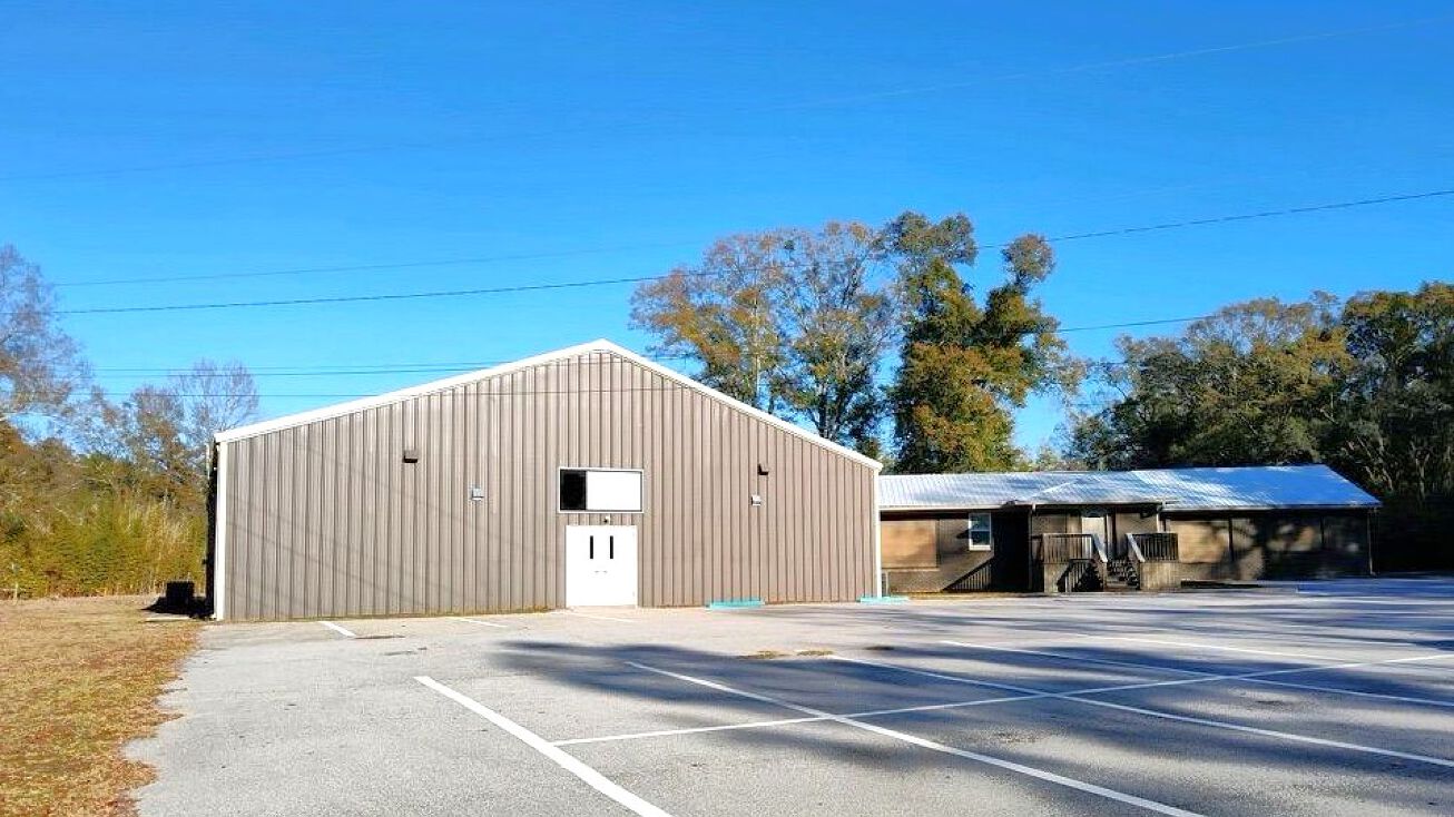 12680 Lott Rd, Chunchula, AL 36521
