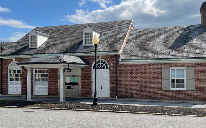 Pictures of Office, Retail property located at 313 W Cypress St, Kennett Square, PA 19348 for comps - image #1