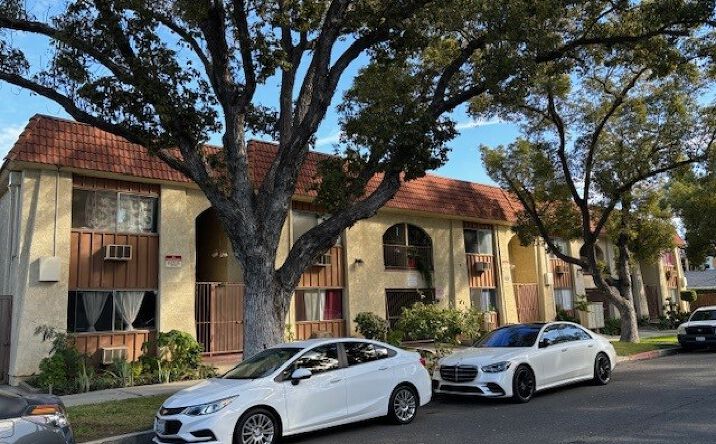 Pictures of Multifamily property located at 717 N Garfield St, Santa Ana, CA 92701 for sales - image #1