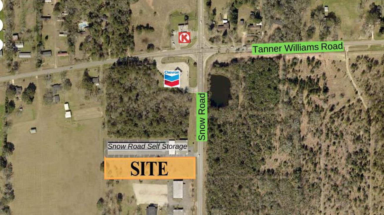 889 Snow Rd, Mobile, AL 36695