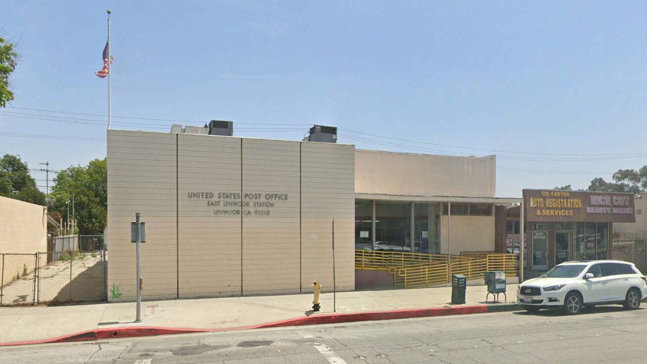 11634 Atlantic Ave, Lynwood, CA 90262