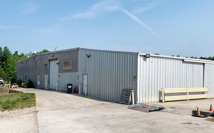 Pictures of Industrial property located at 9722 Barker Dr, Nabb, IN 47147 for sales - image #1