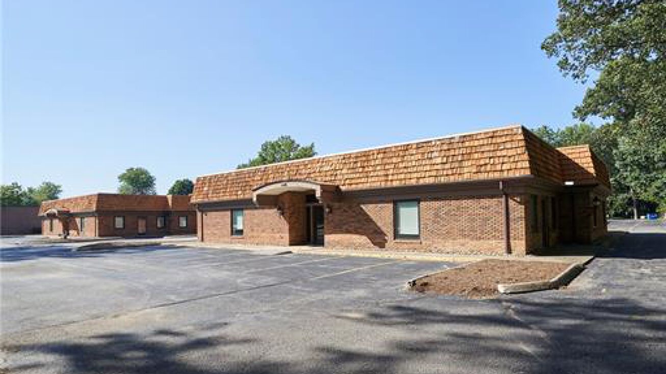 7925 Munson Rd, MentorontheLake, OH 44060