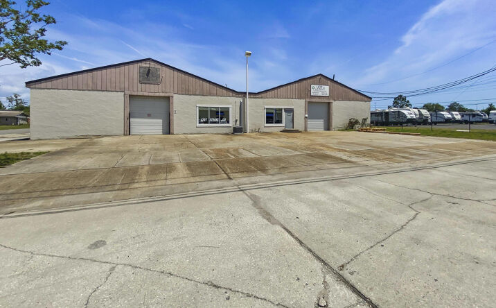 Pictures of Industrial property located at 2304 Grant Avenue, Panama City, FL 32405 for sales - image #1