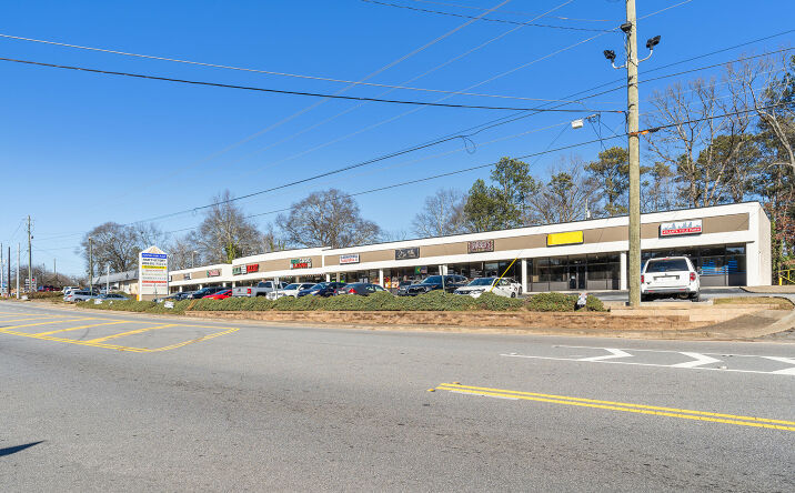 Pictures of Retail property located at 279 Powers Ferry Rd, Marietta, GA 30067 for comps - image #1