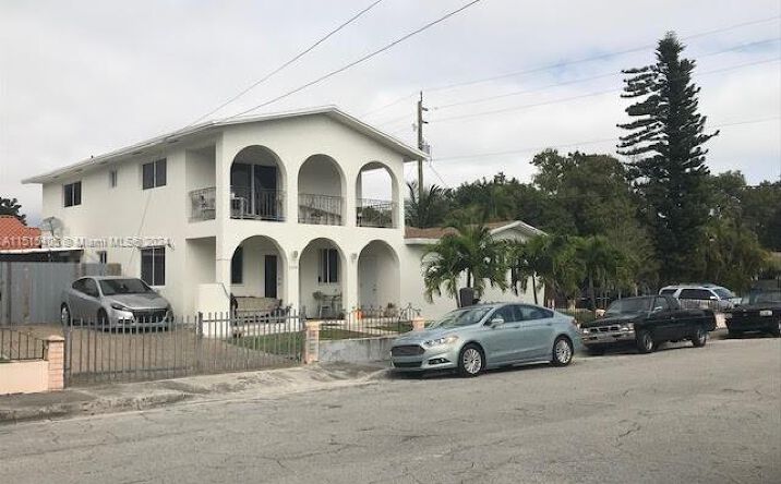 Pictures of Multifamily property located at 1355 SW 12th St, Miami, FL 33135 for sales - image #1