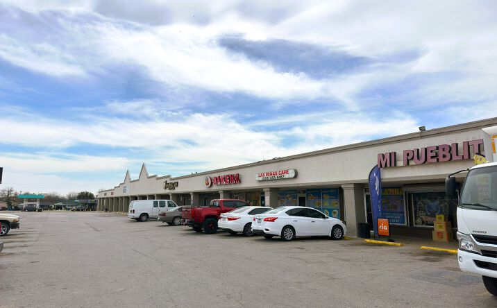 Pictures of Retail property located at 3811 Blanco Rd, San Antonio, TX 78212 for sales - image #1