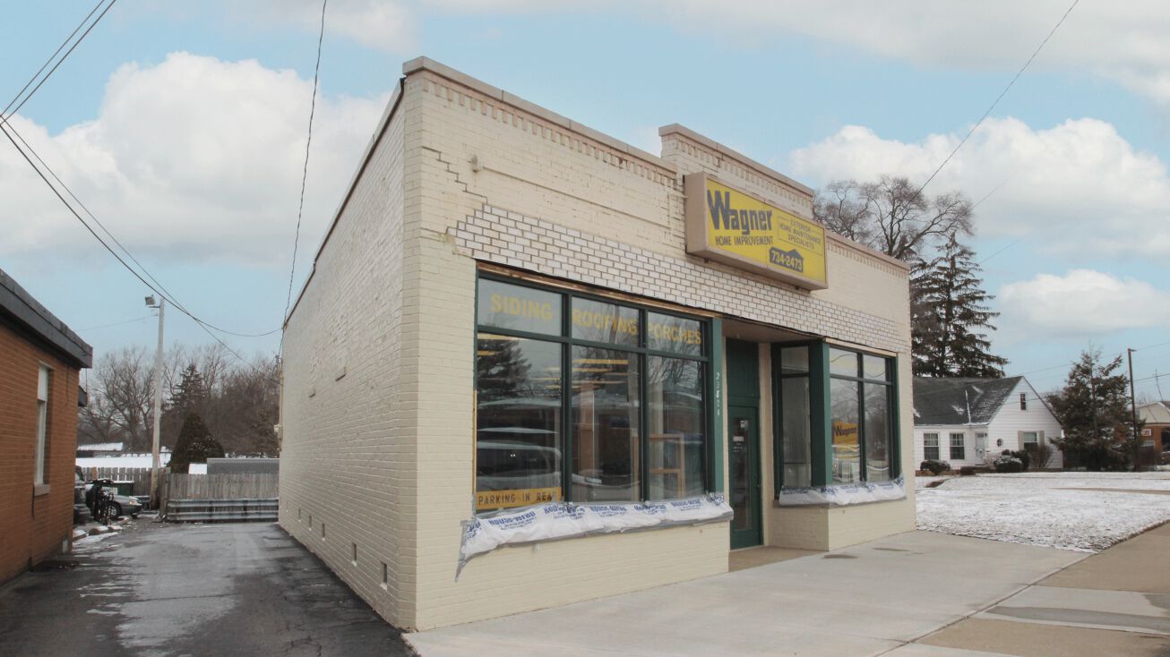 22800 Lorain Rd, Fairview Park, OH 44126