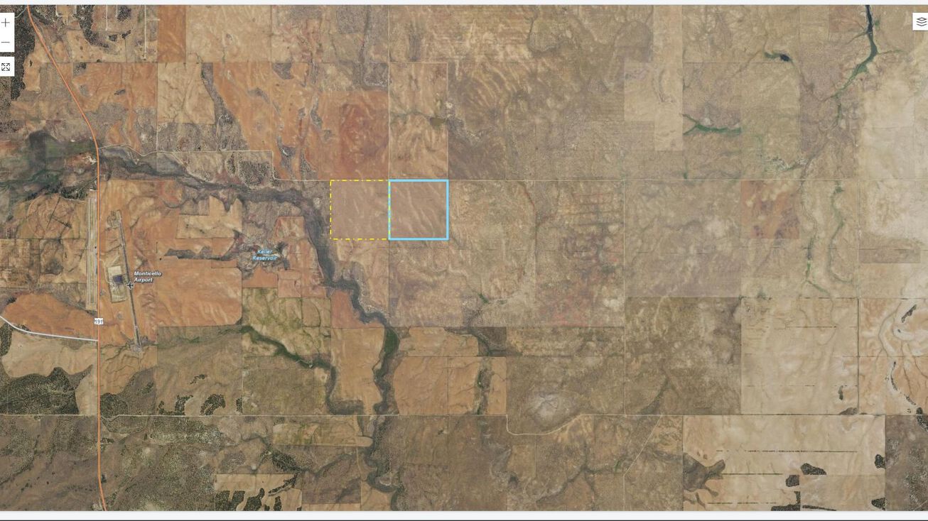 E Hickman Flats RD, Monticello, UT 84535