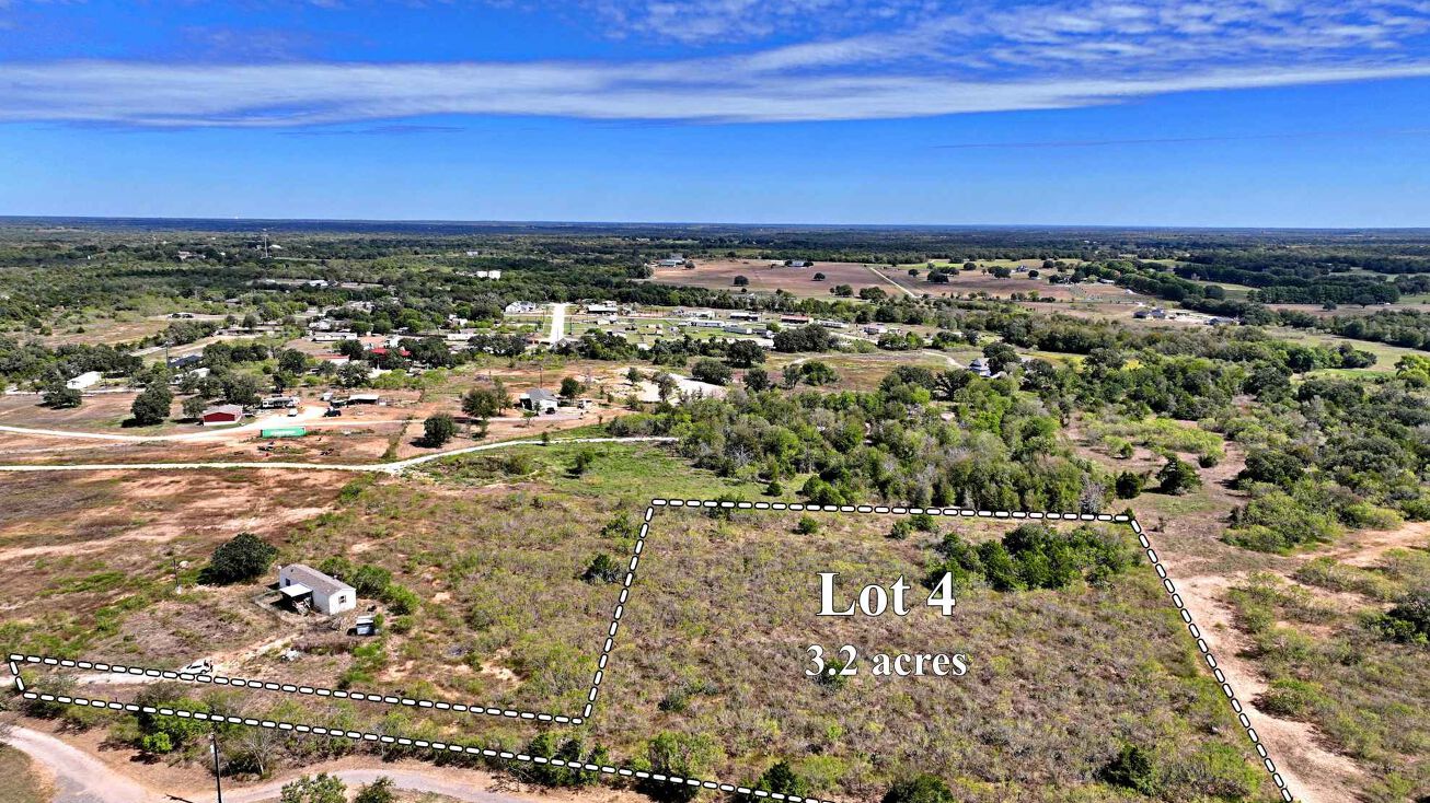 775 Thompson Rd, Dale, TX 78616