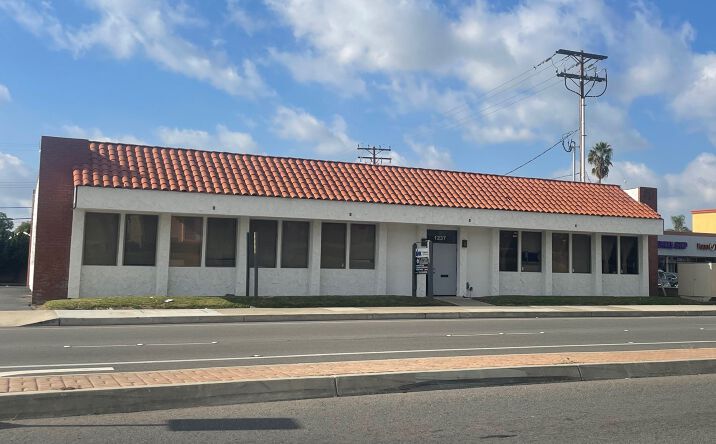 Pictures of Office property located at 1237 S Euclid Street, Anaheim, CA 92802 for sales - image #1