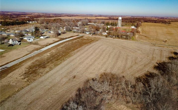 Pictures of Land, Multifamily property located at 1516 Missouri Avenue, Mound City, MO 64470 for sales - image #1