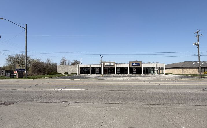 Pictures of Retail property located at 3775 Bay Rd, Saginaw, MI 48603 for sales - image #1