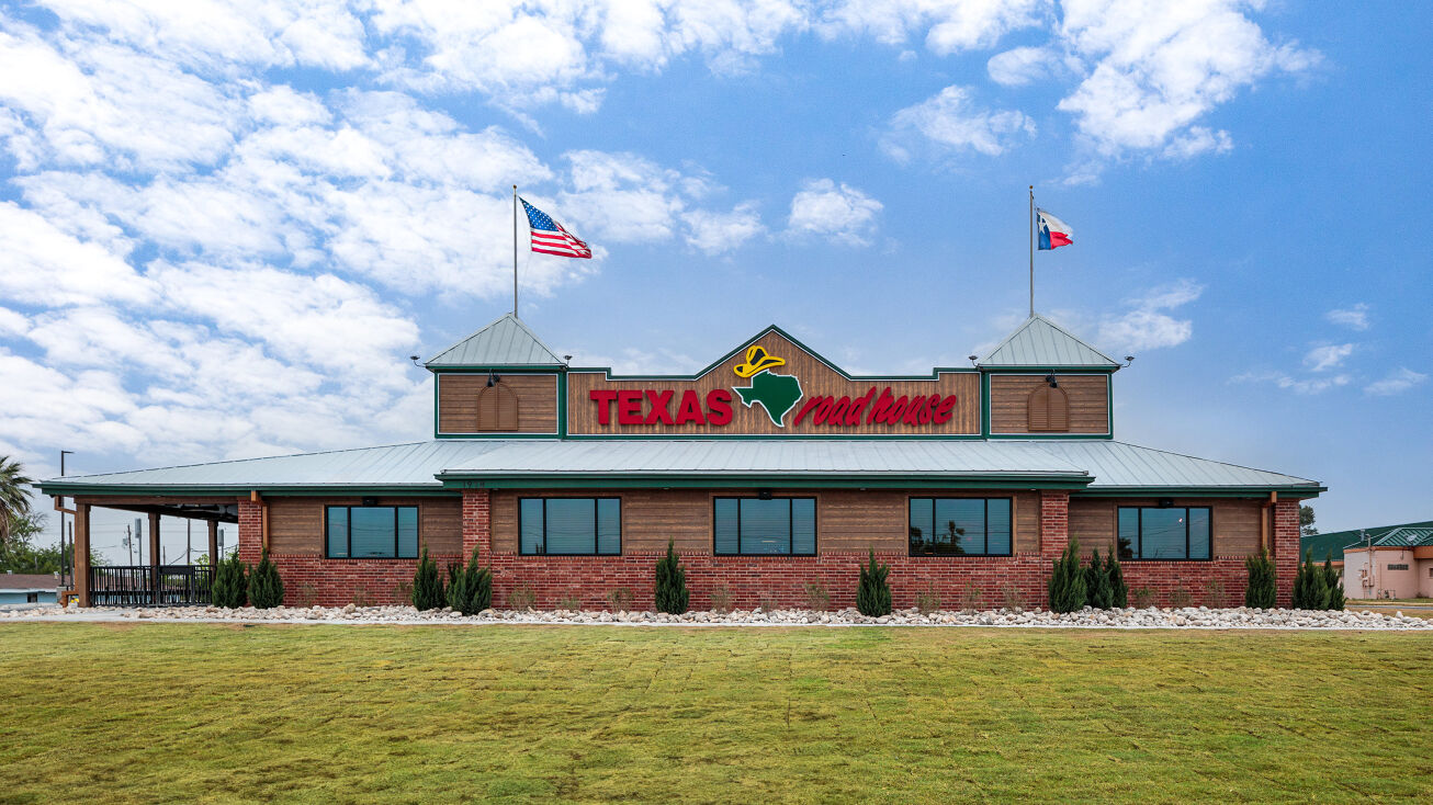 1918 Veterans Blvd, Del Rio, TX 78840