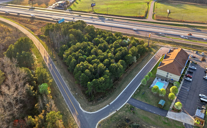 Pictures of Hospitality, Land, Retail, Self Storage property located at Bud Hawkins Rd, Dunn, NC 28334 for sales - image #1