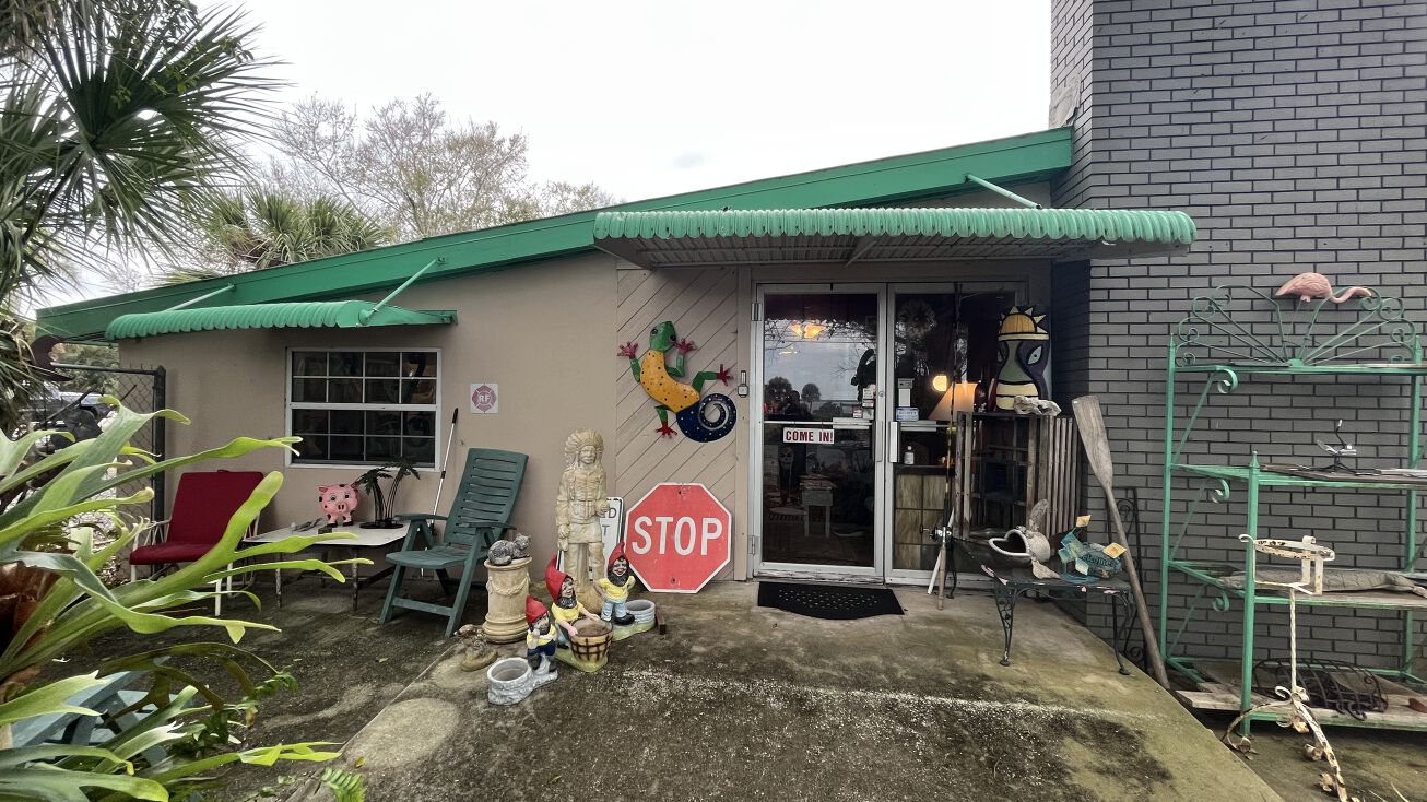 Pictures of Retail property located at 9300 US-1, Micco, FL 32976 for sales - image #1