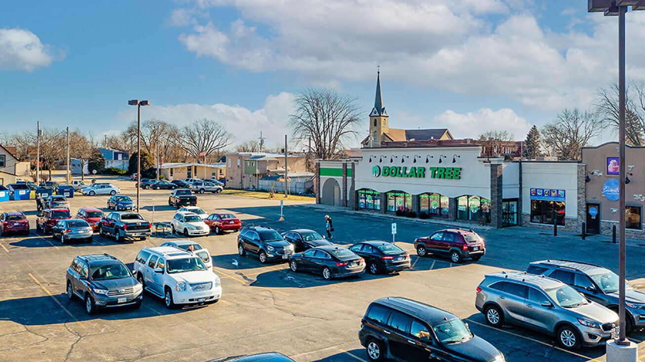 133 W Main St, Little Chute, WI 54140