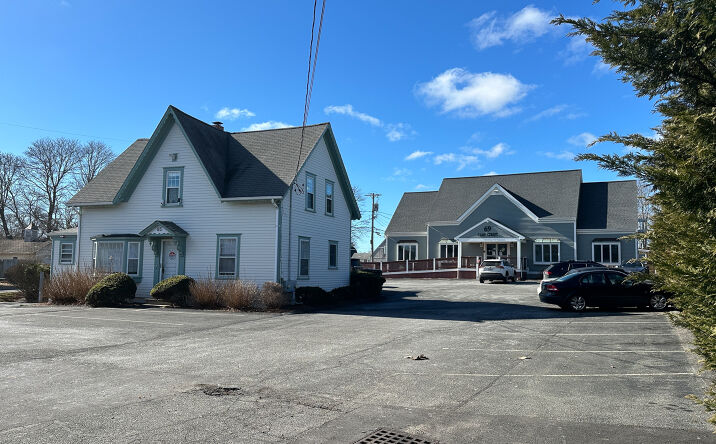 Pictures of Office property located at 65 Camp St, Barnstable, MA 02601 for comps - image #1