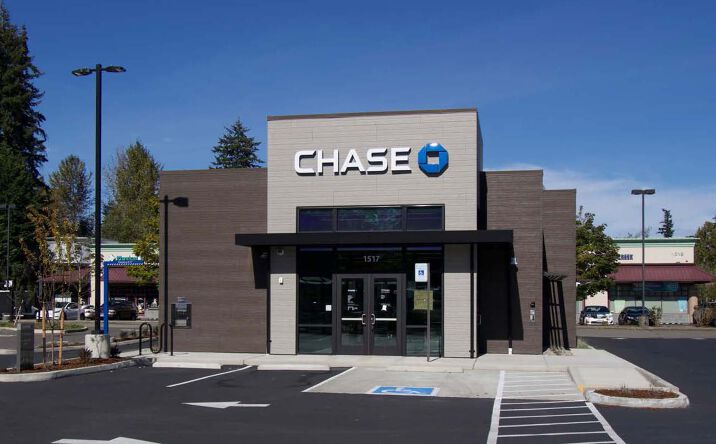 Pictures of Retail property located at NWC 132nd Street SE & 16th Avenue SE, Everett, WA 98208 for sales - image #1