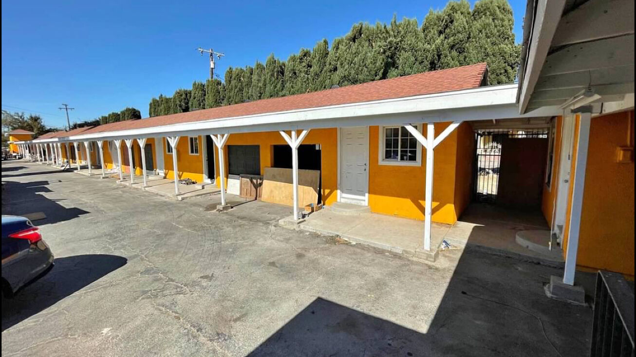 1506 Mariposa Rd, Stockton, CA 95205