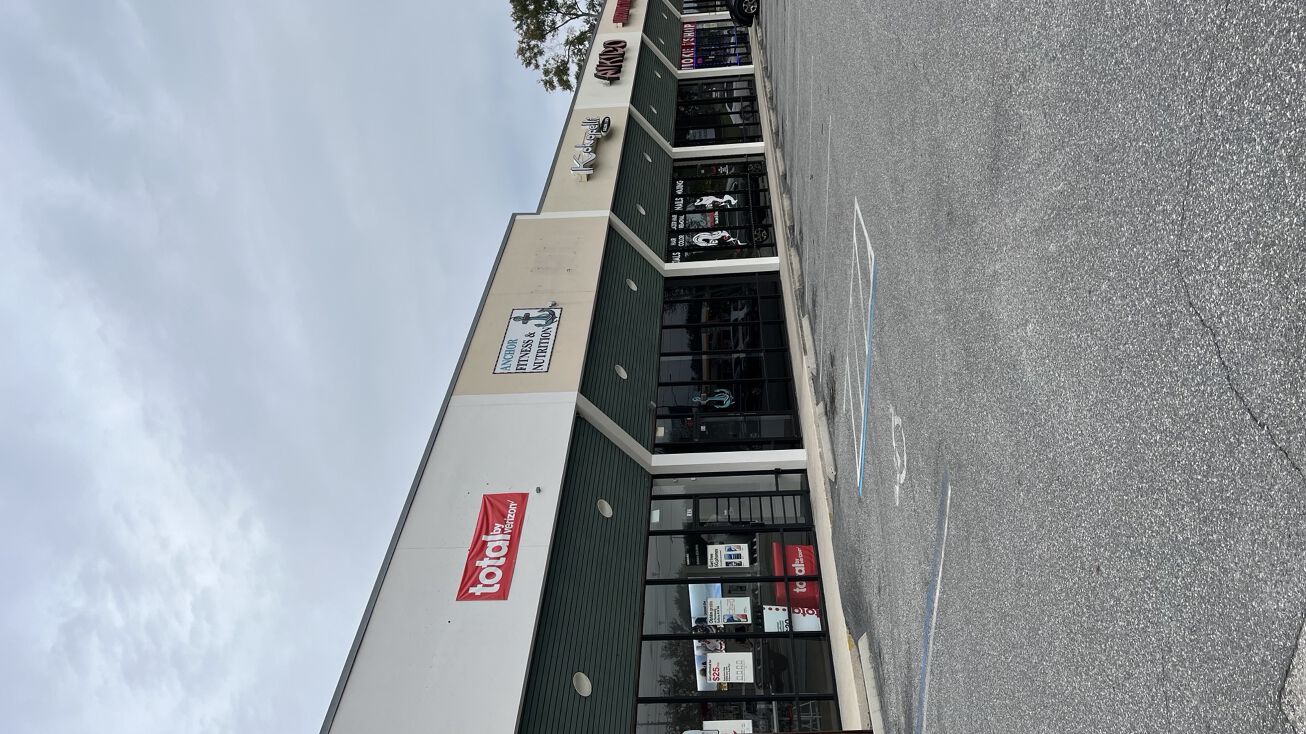 1656 N Goldenrod Rd, Orlando, FL 32807