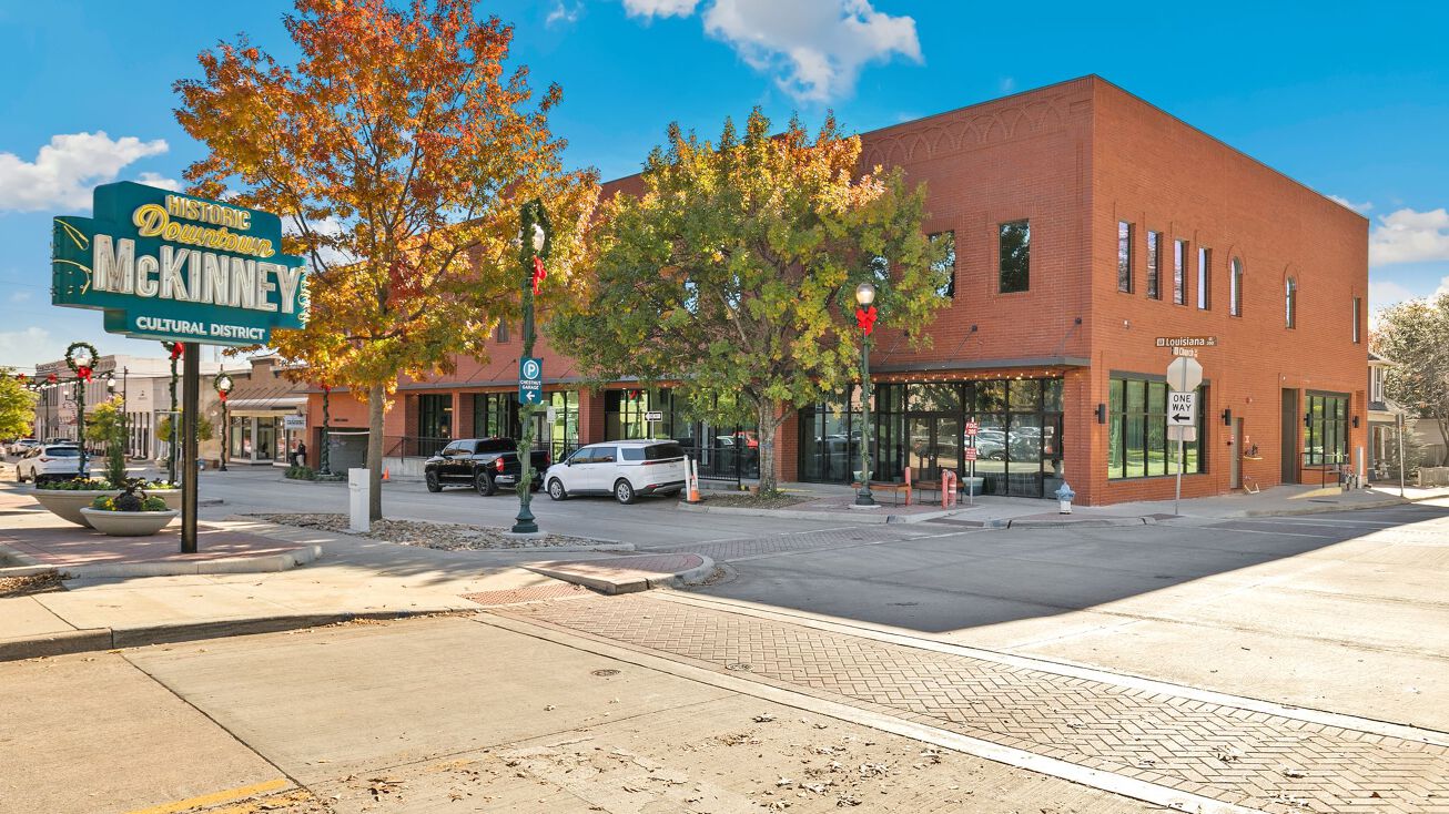 205 W Louisiana St, McKinney, TX 75069