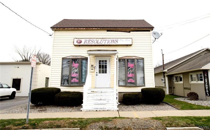 Pictures of Retail, Land property located at 34 Roosevelt Drive, Whitesboro, NY 13492 for sales - image #1