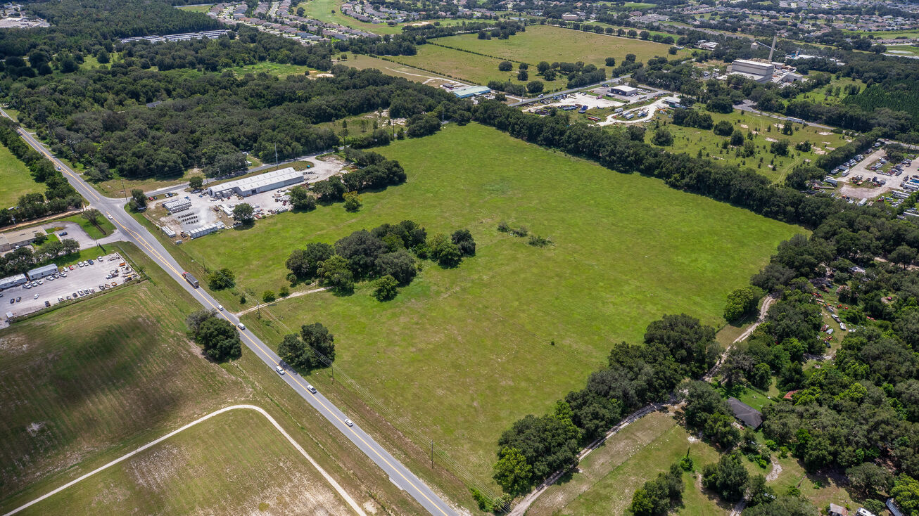 3822 FL48, Okahumpka, FL 34762