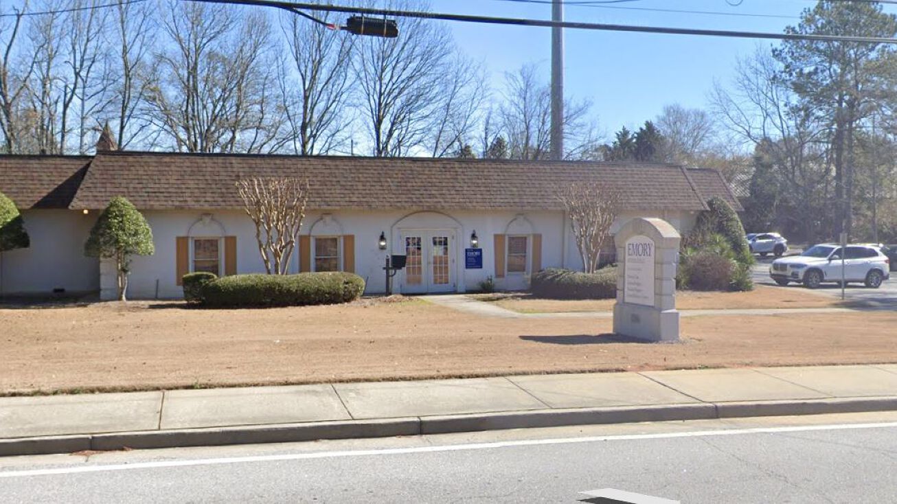 2356 Lenora Church Rd, Snellville, GA 30078