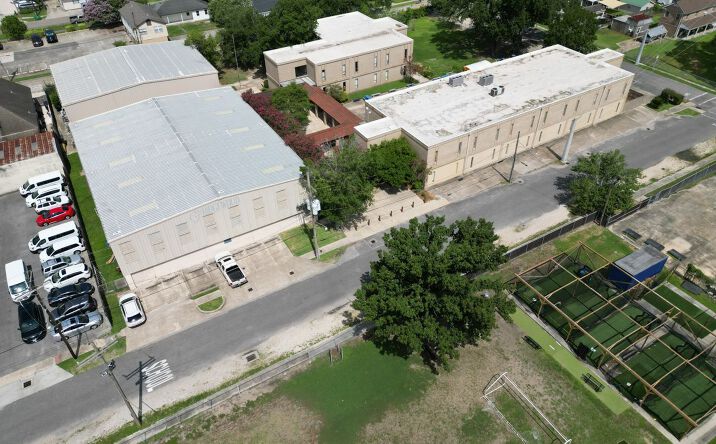 Pictures of Retail property located at 201 Pasadena Ave, Metairie, LA 70001 for sales - image #1