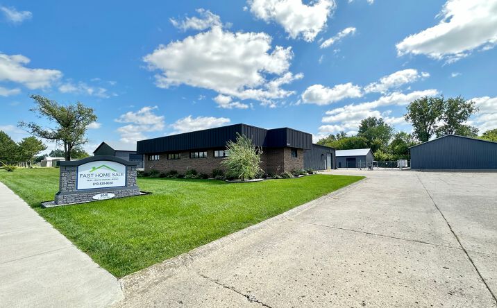 Self Storage Buildings Facilities for Sale in Burton MI