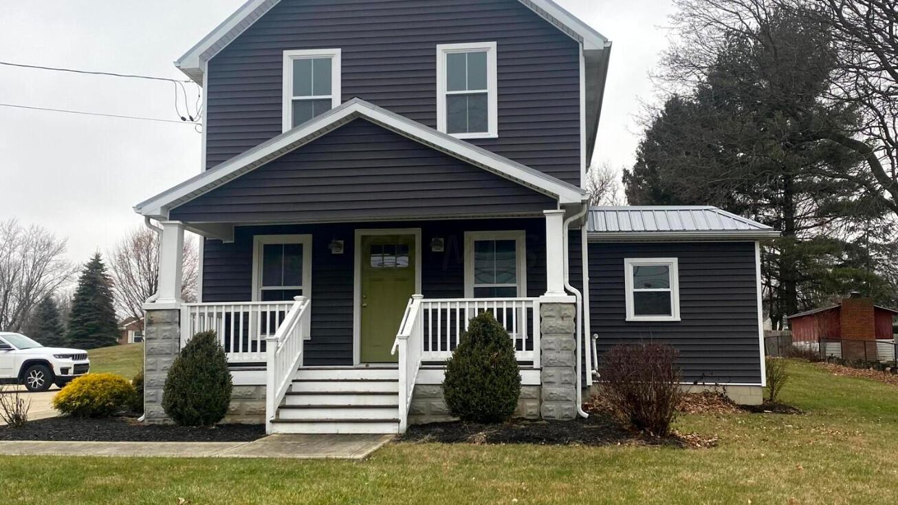 692 Portland Way N, Galion, OH 44833