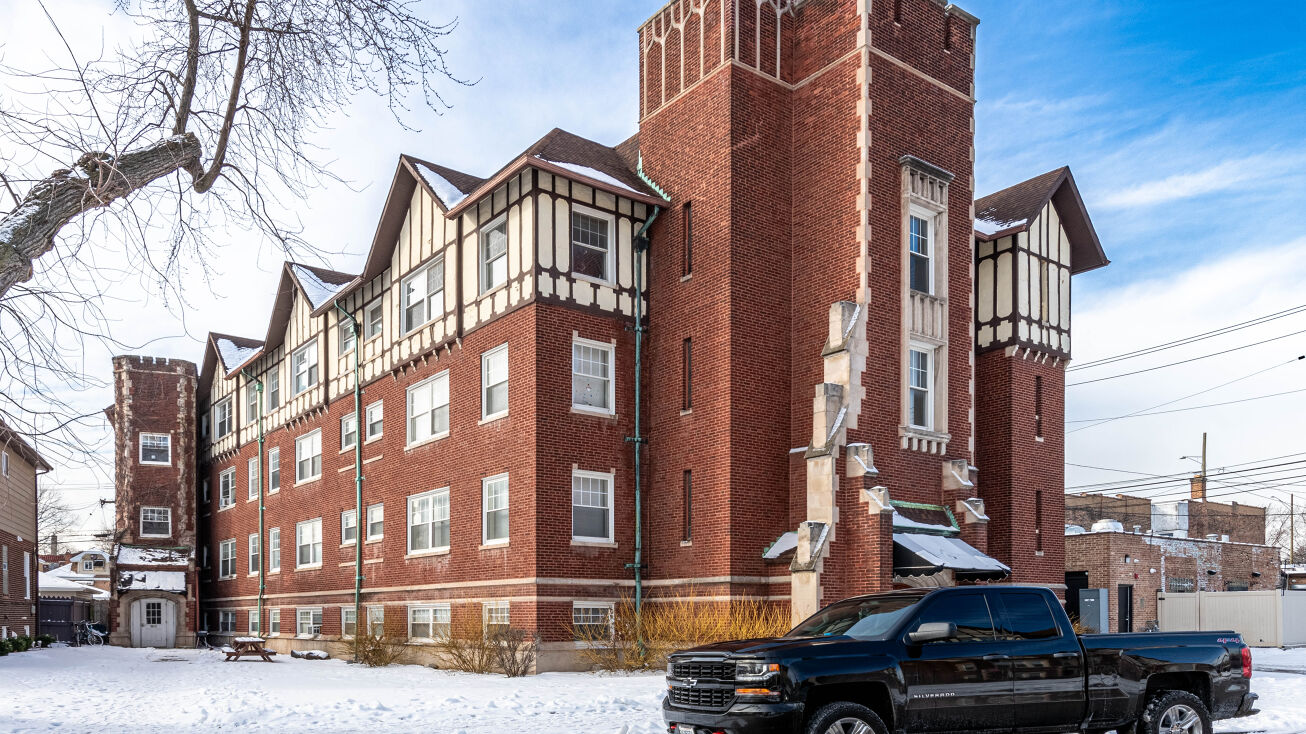 3302 Kenilworth Ave, Berwyn, IL 60402