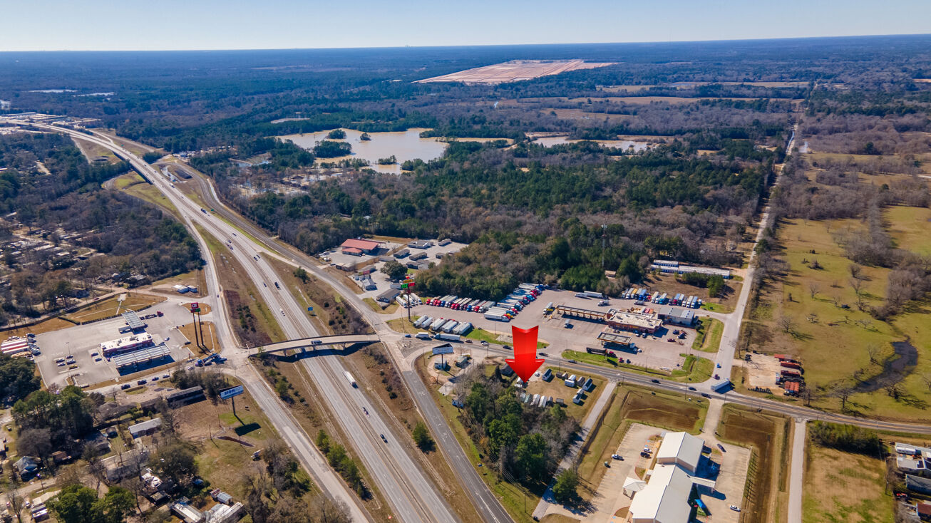 000 FM 2025, Cleveland, TX 77327