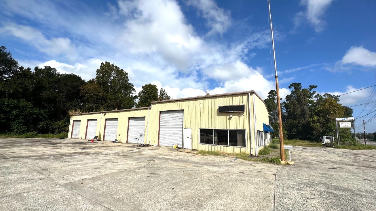 4461 2nd St N, Folkston, GA 31537