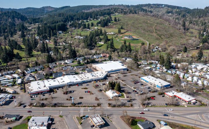 Pictures of Retail, Industrial property located at 1405 N Pacific Hwy, Cottage Grove, OR 97424 for sales - image #1