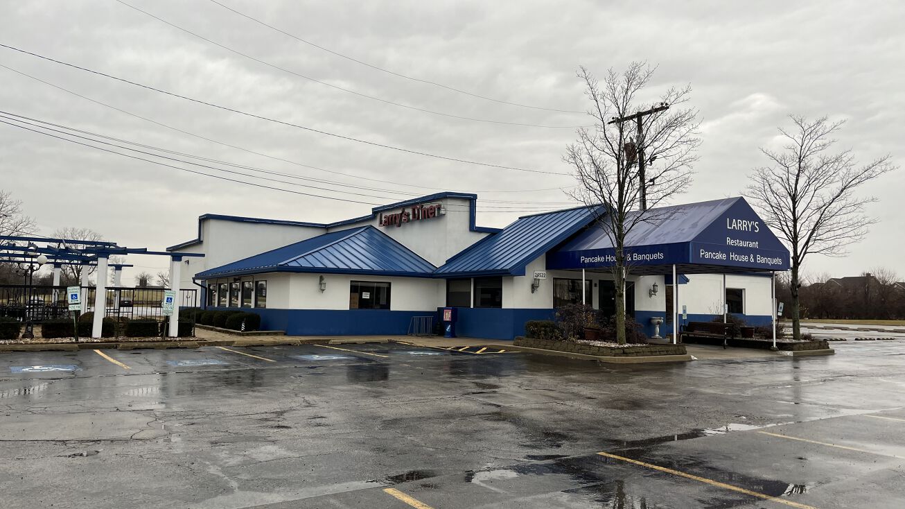 24522 Lockport St, Plainfield, IL 60544