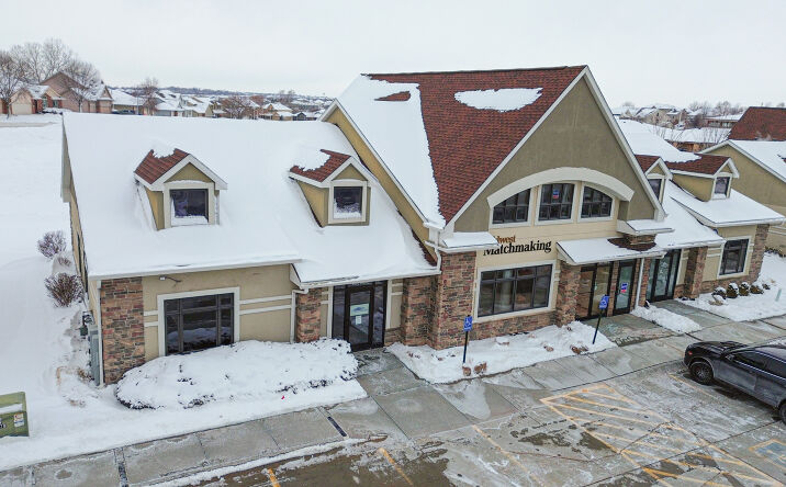 Pictures of Office property located at 1810 N 169th Plaza, Omaha, NE 68118 for comps - image #1