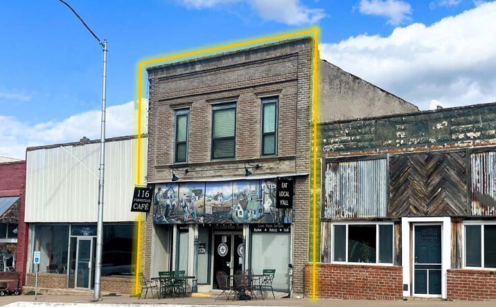 Pictures of Retail, Office, Business for Sale property located at 116 S Main St, Luther, OK 73054 for sales - image #1