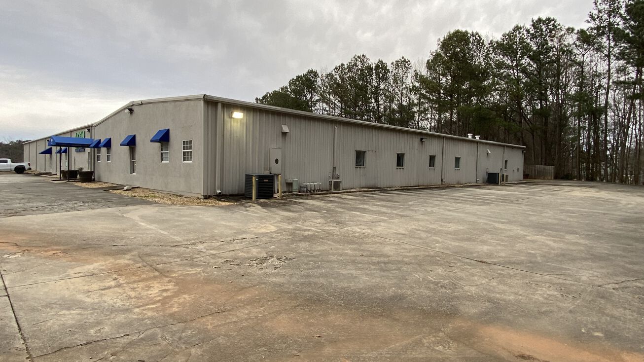 2225 Centennial Dr, Gainesville, GA 30504