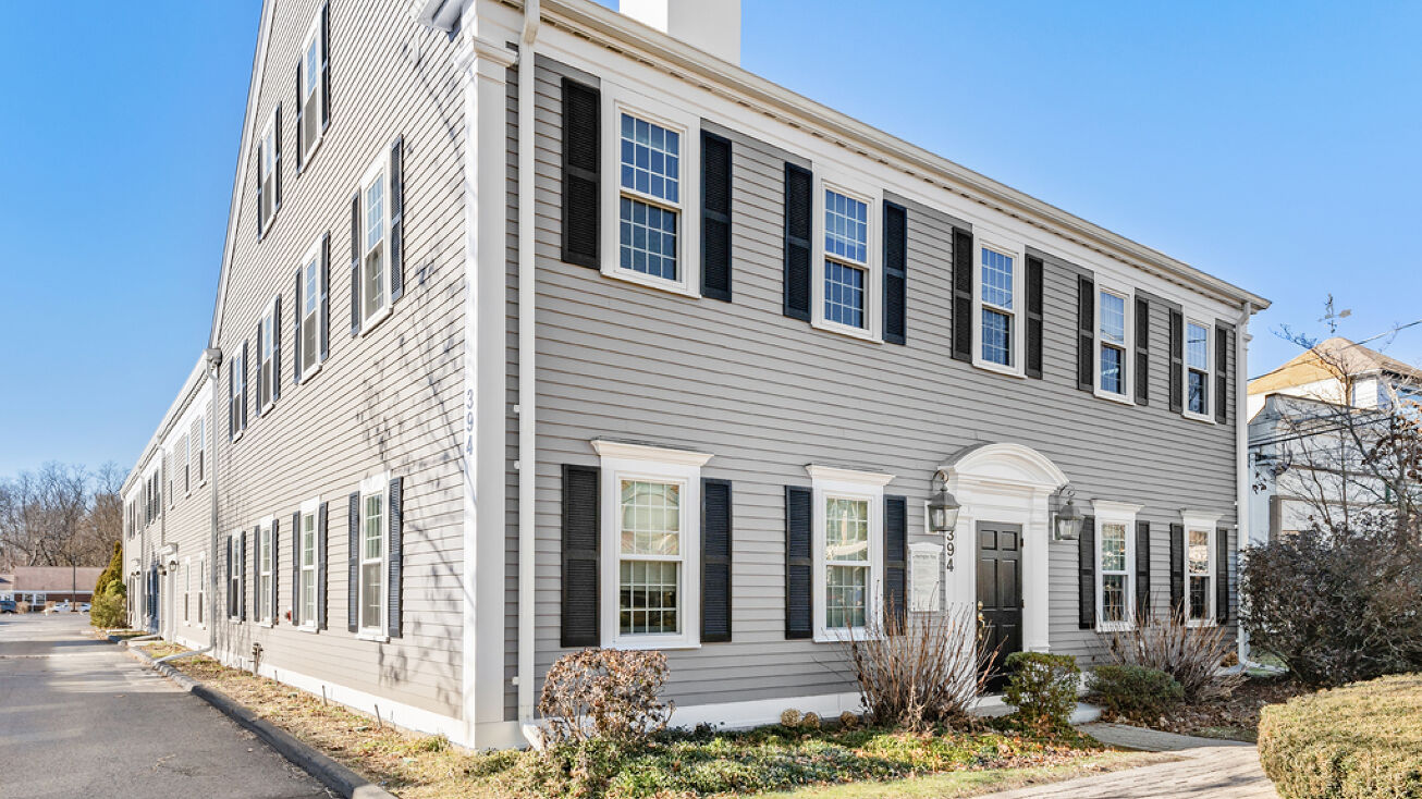394 Lowell St, Lexington, MA 02420